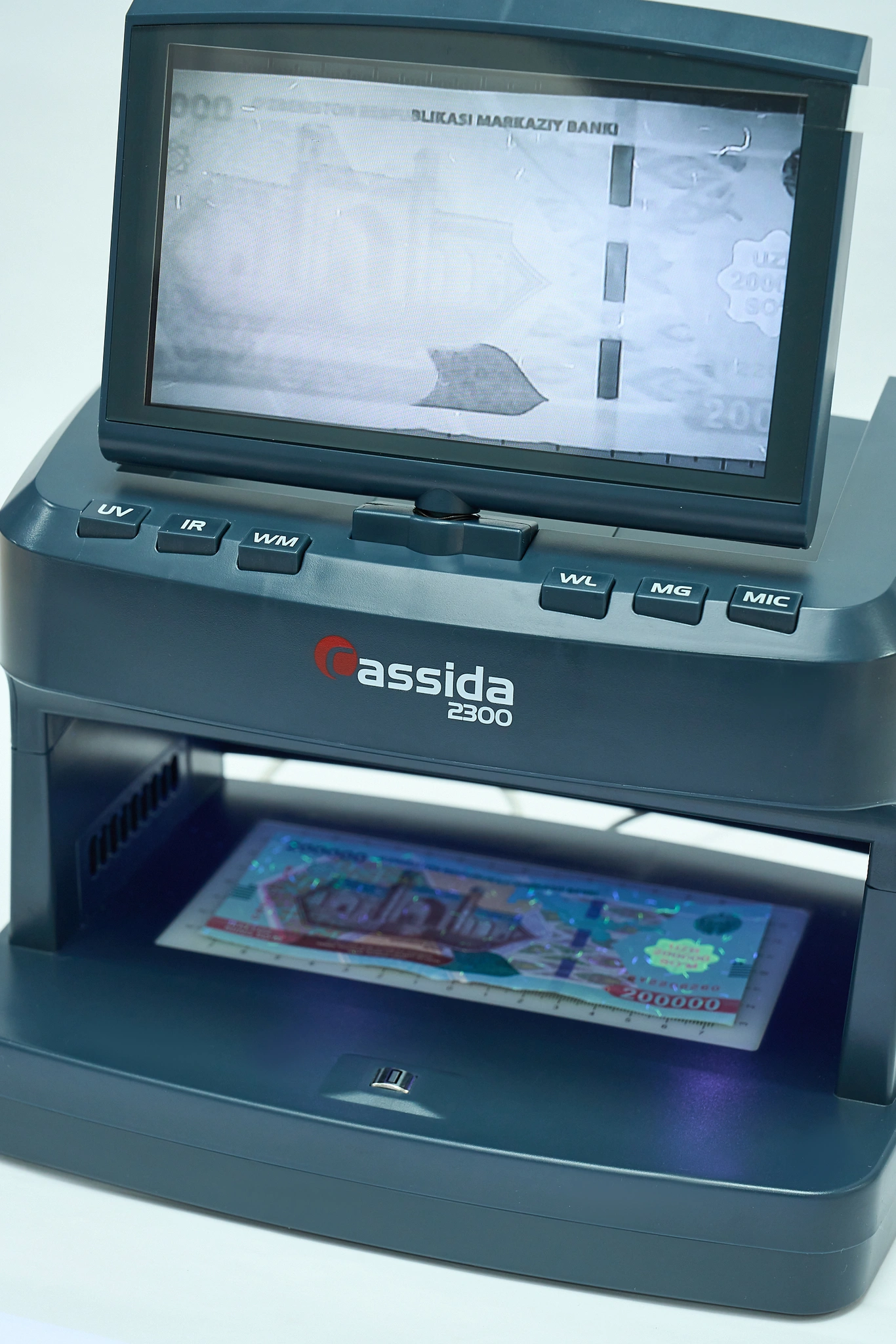 Универсальный просмотровый детектор валют Cassida 2300